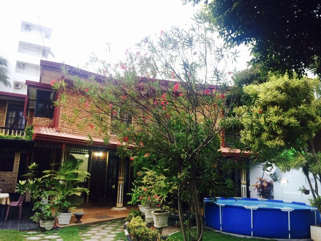 Colombo Lavinia Beach Hostel Dehiwala-Mount Lavinia Ngoại thất bức ảnh