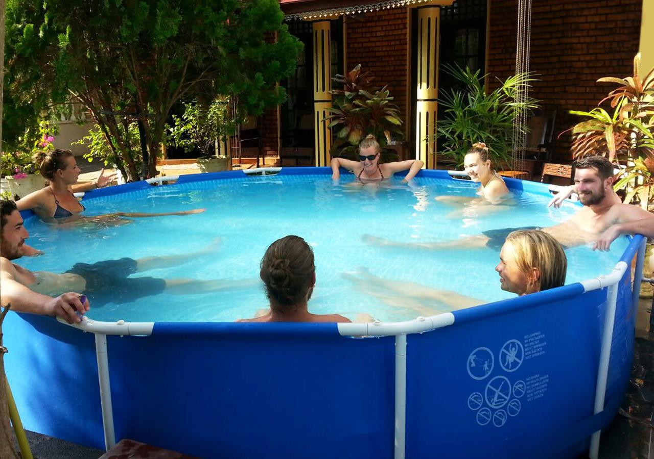 Colombo Lavinia Beach Hostel Dehiwala-Mount Lavinia Ngoại thất bức ảnh